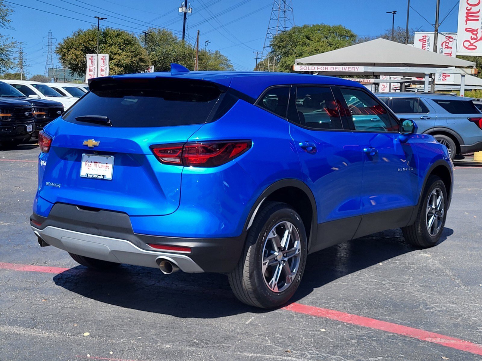 Used 2025 Chevrolet Blazer LT image 4