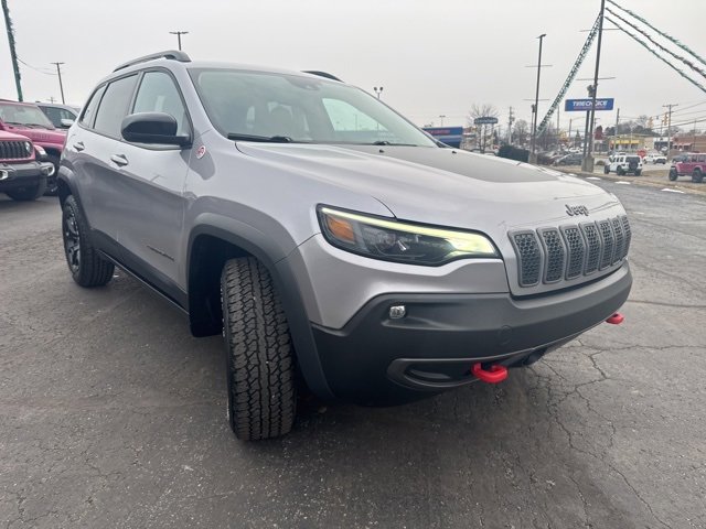 Used 2022 Jeep Cherokee Trailhawk w/ Comfort/Convenience Group image 9