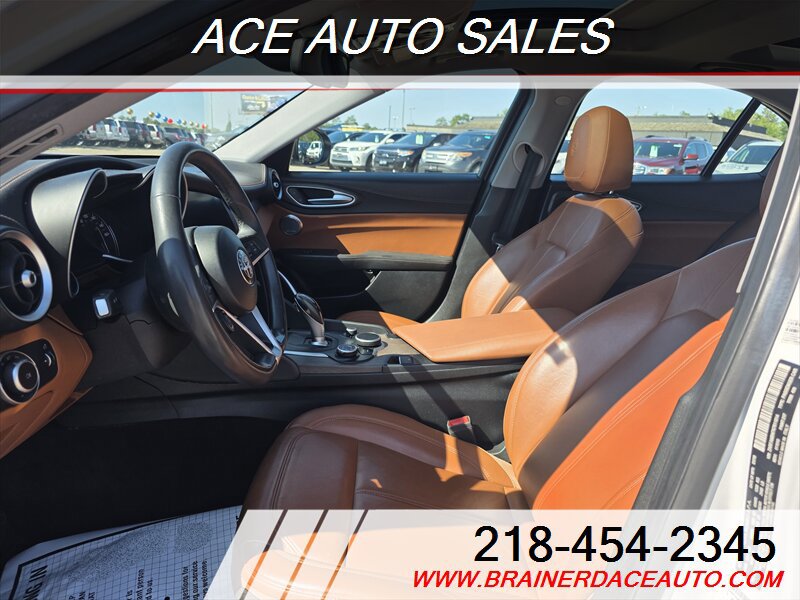 Used 2019 Alfa Romeo Giulia Ti image 7