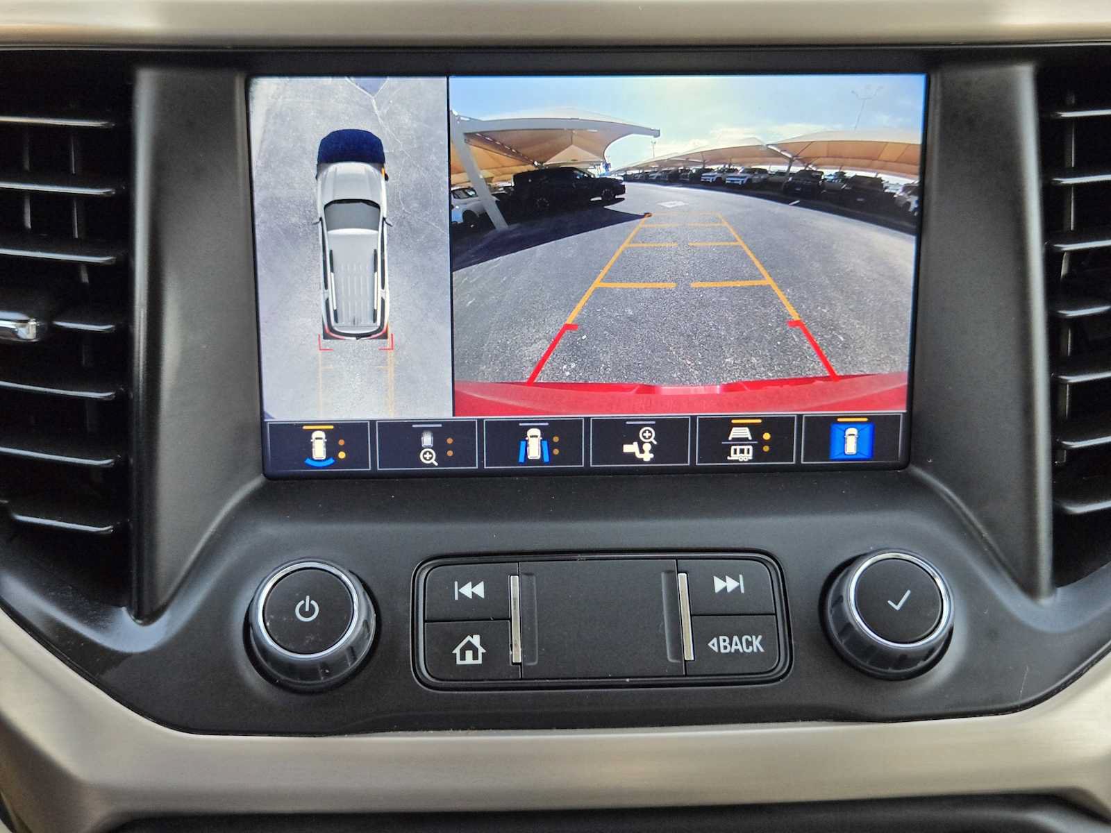 Certified 2023 GMC Acadia Denali w/ Denali Ultimate Package FWD image 19