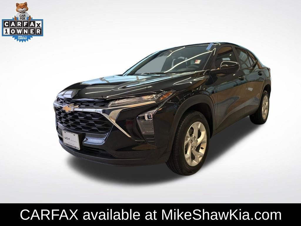 Used 2025 Chevrolet Trax LS w/ LS Convenience Package FWD image 1