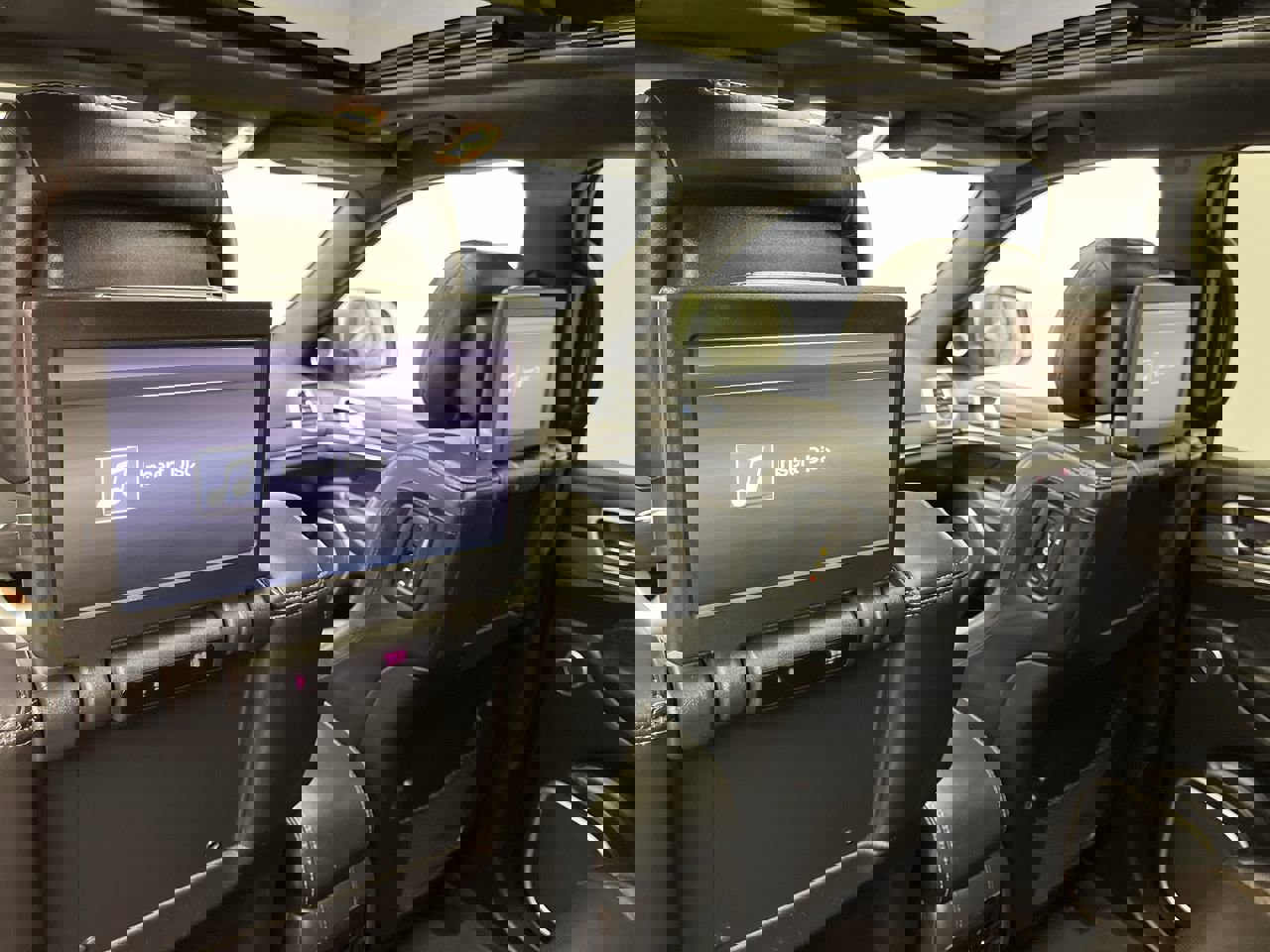 Used 2021 Jeep Grand Cherokee SRT image 8