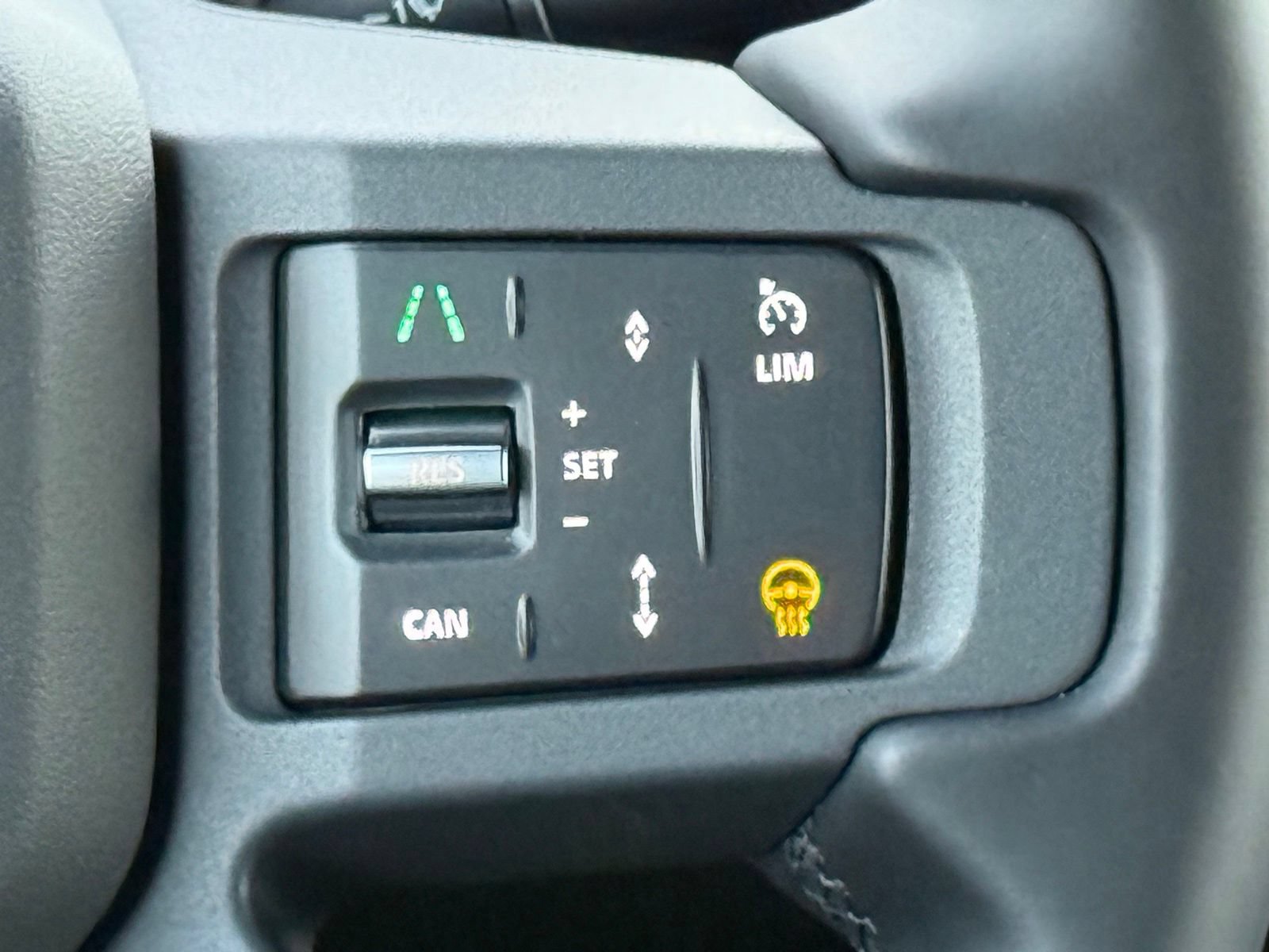 New 2026 Land Rover Defender 110 S AWD/4WD image 33