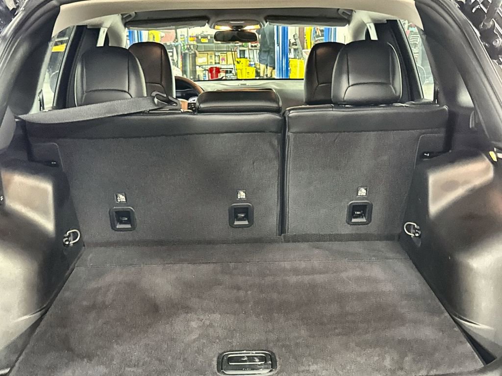Used 2020 Jeep Cherokee Latitude Plus FWD image 28