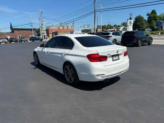 Used 2018 BMW 330i xDrive Sedan w/ Convenience Package AWD/4WD image 9