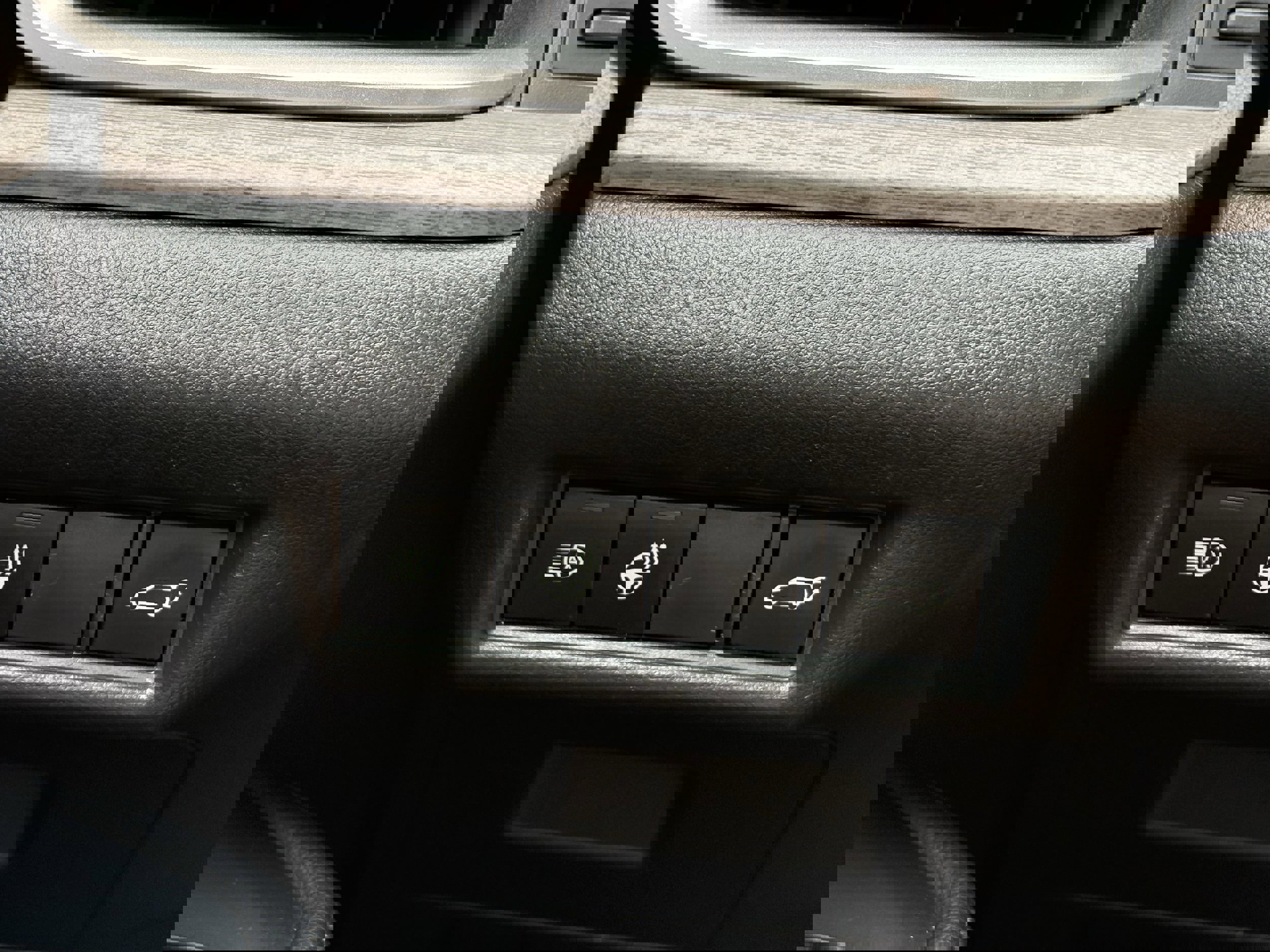 Used 2024 Toyota Grand Highlander Limited image 17