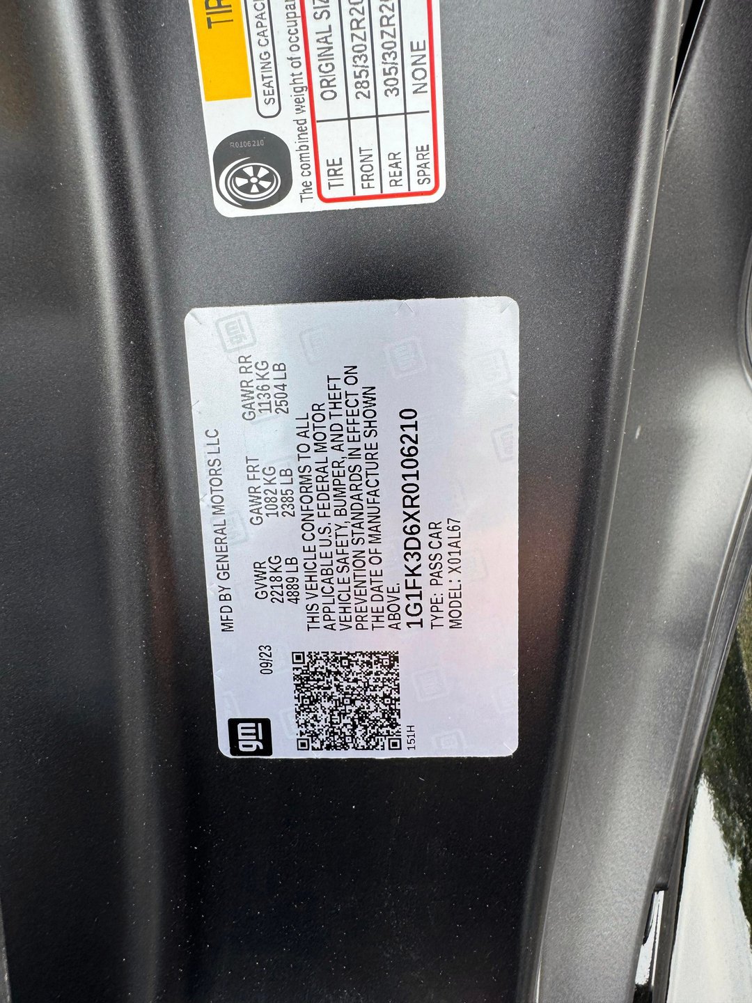 Used 2024 Chevrolet Camaro ZL1 RWD image 34