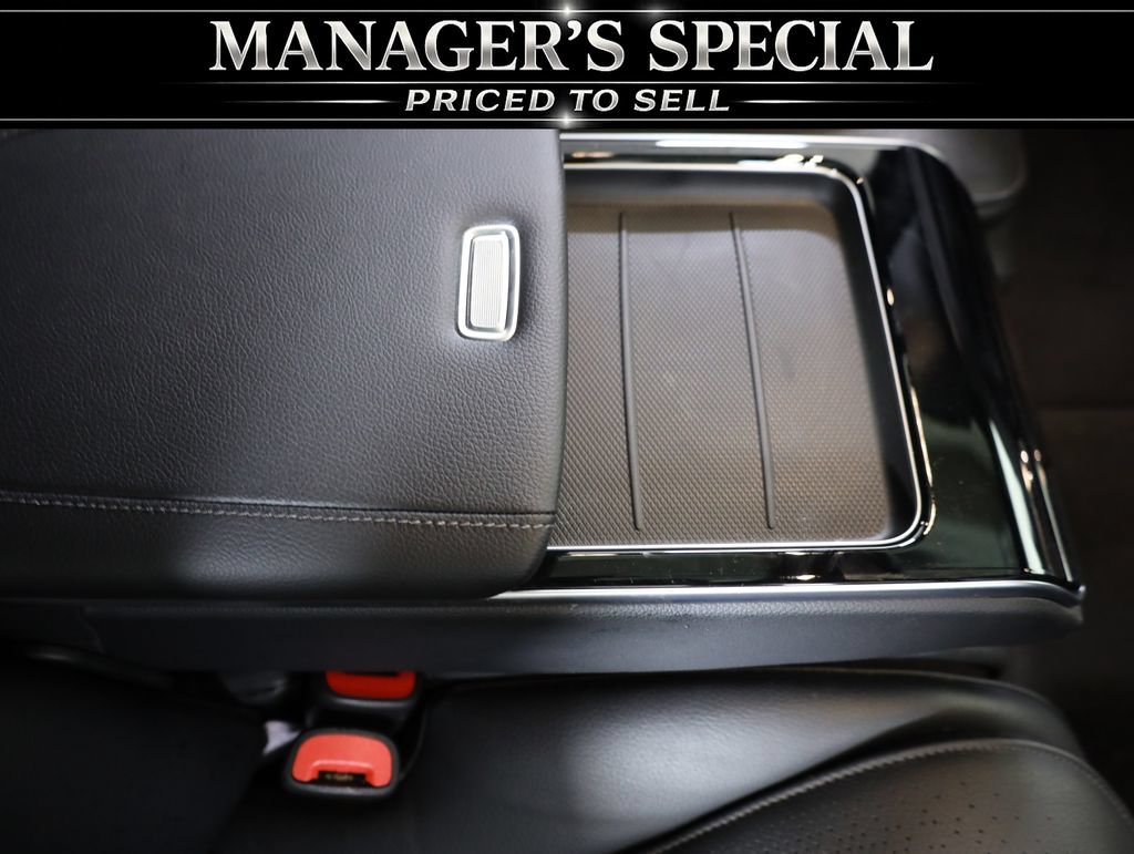 Used 2022 Mercedes-Benz S 500 4MATIC w/ AMG Line Package image 50