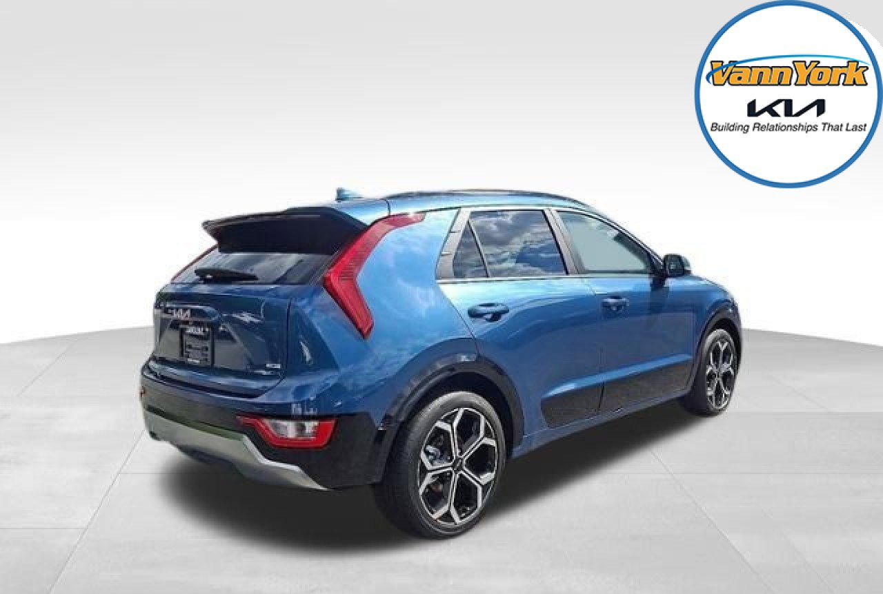 New 2025 Kia Niro EX Touring image 4