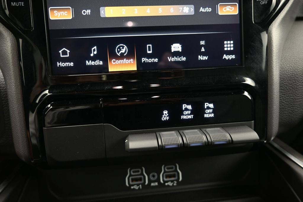 Used 2025 RAM 1500 Big Horn AWD/4WD image 27