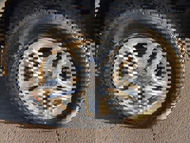 Used 2018 Jeep Compass Sport image 24