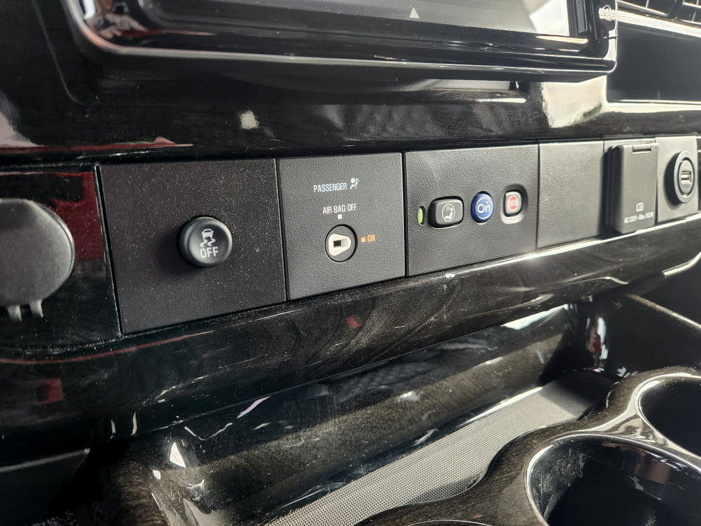 Used 2023 Chevrolet Express 2500 RWD image 36