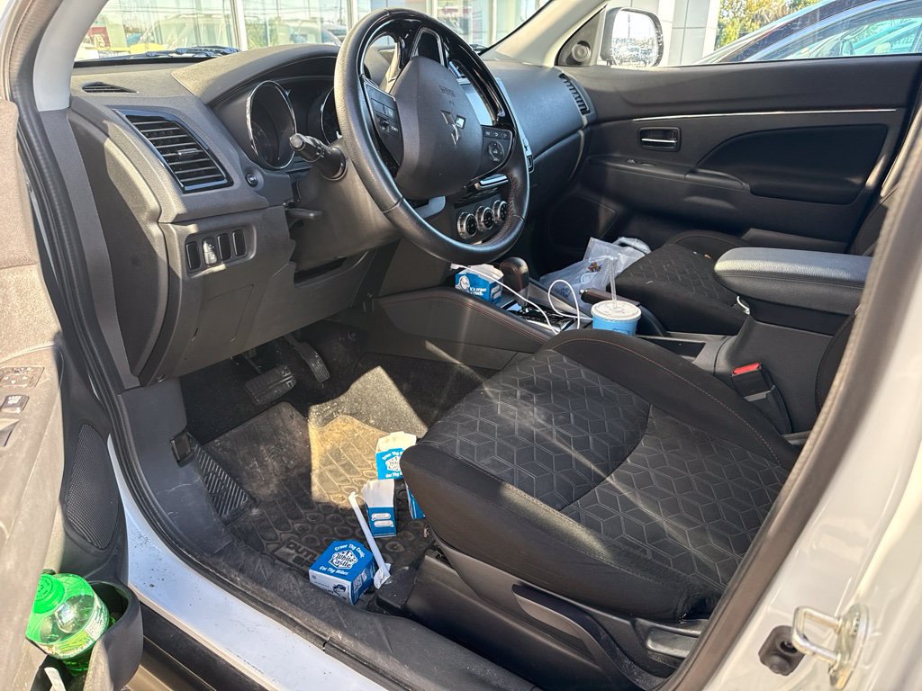 Used 2022 Mitsubishi Outlander Sport AWD image 5