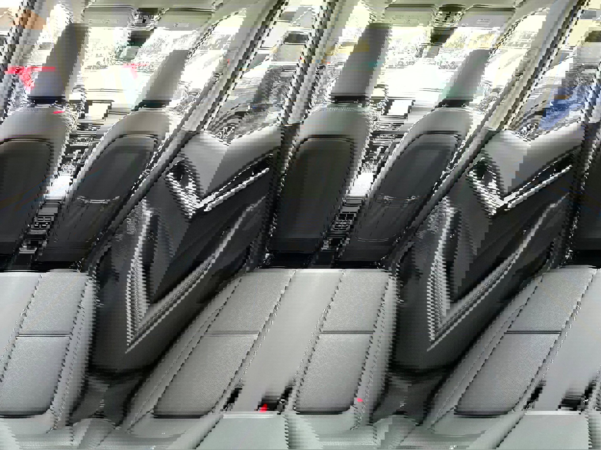 Used 2024 Kia Seltos EX image 12