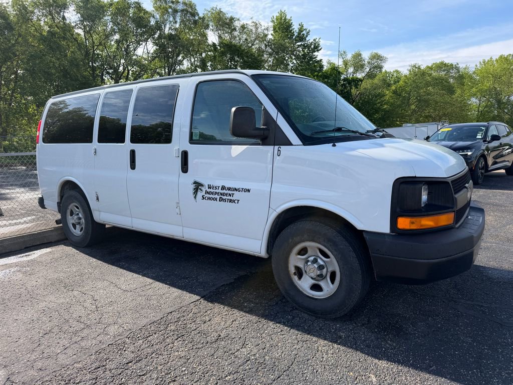 Used 2008 Chevrolet Express 1500 Passenger w/ Power Package RWD image 5