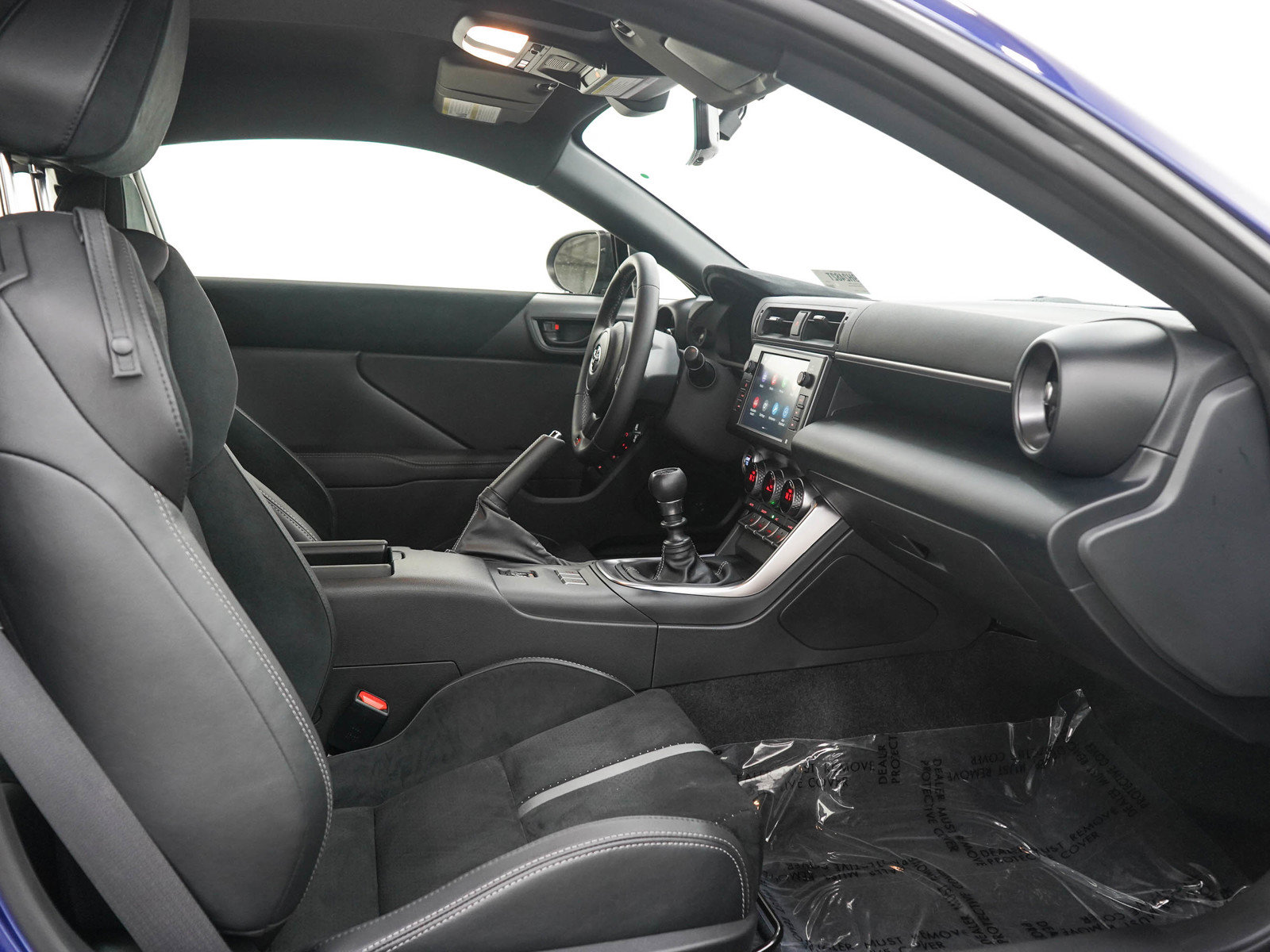 Used 2025 Toyota GR86 Premium w/ ALL Weather Mat Package (TMS) RWD image 11