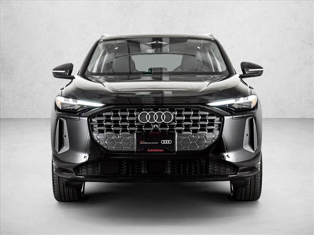 Certified 2025 Audi Q5 Premium Plus w/ Premium Plus AWD/4WD image 2