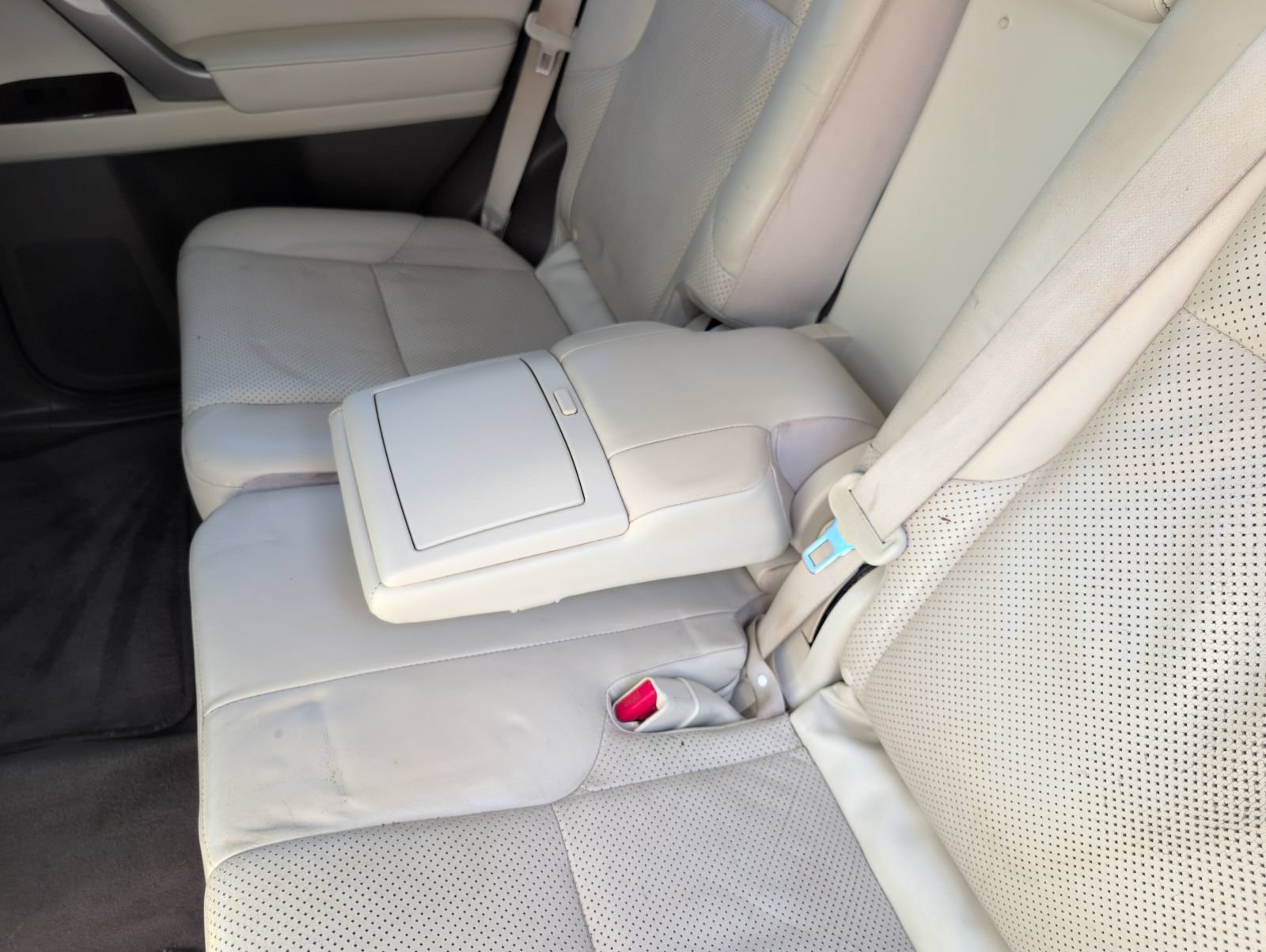 Used 2016 Lexus GX 460 Luxury AWD/4WD image 19