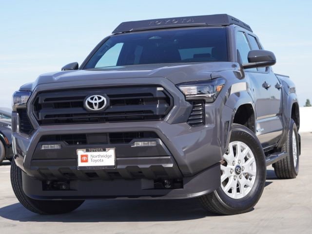 Certified 2025 Toyota Tacoma SR5 image 3