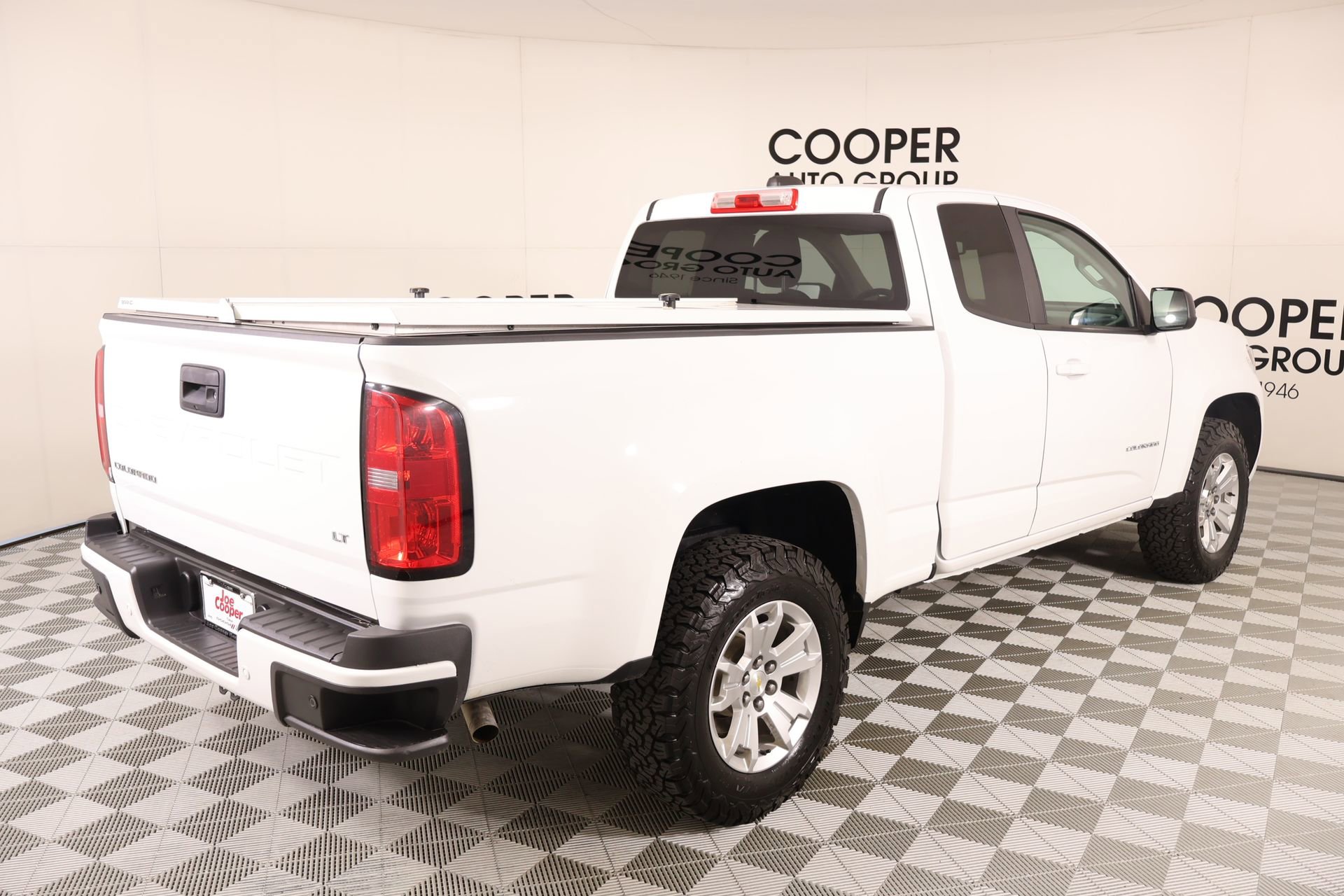 Used 2022 Chevrolet Colorado LT w/ Fleet Safety Package RWD image 19