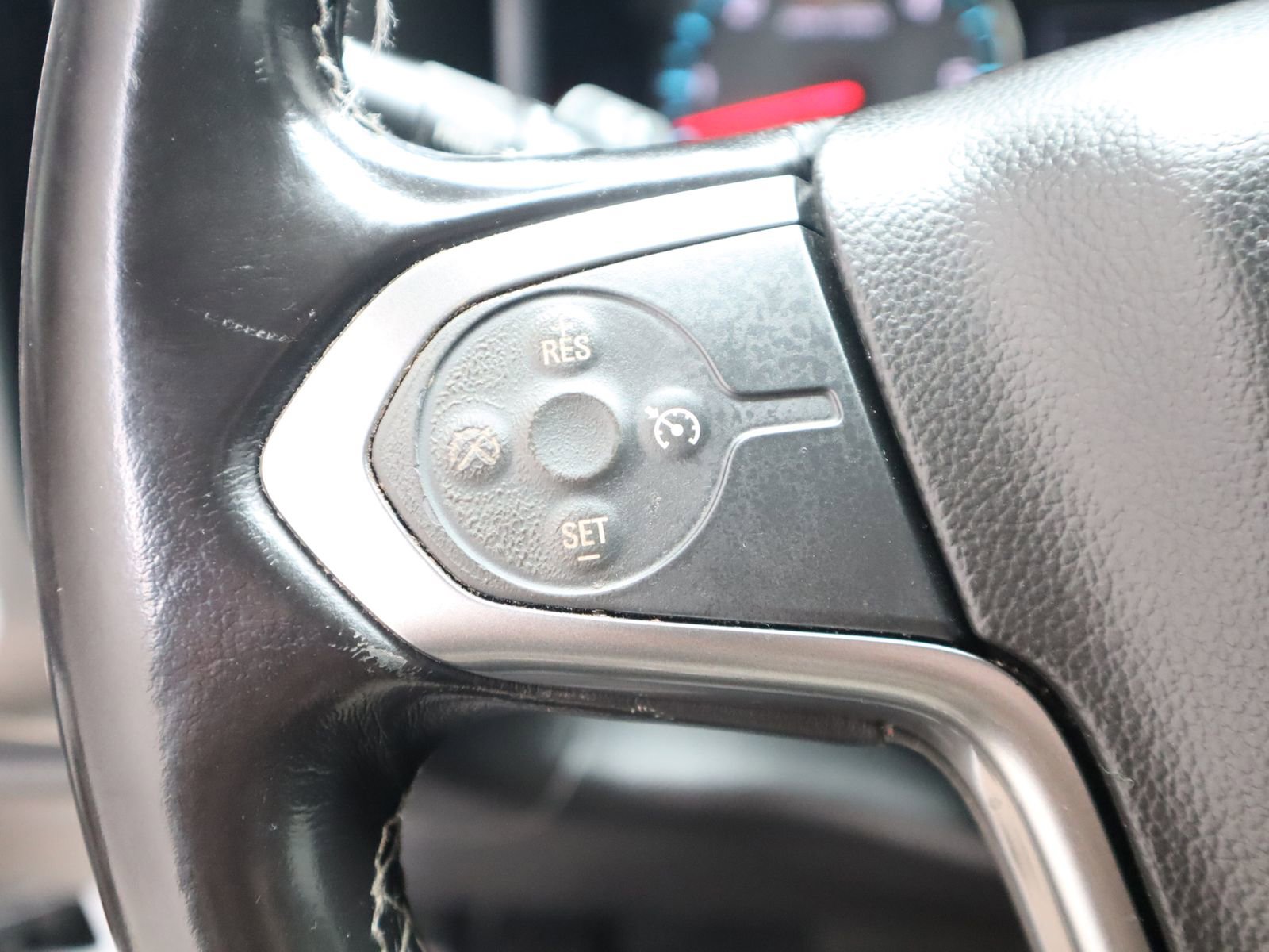 Used 2018 Chevrolet Silverado 1500 LT w/ All Star Edition AWD/4WD image 34