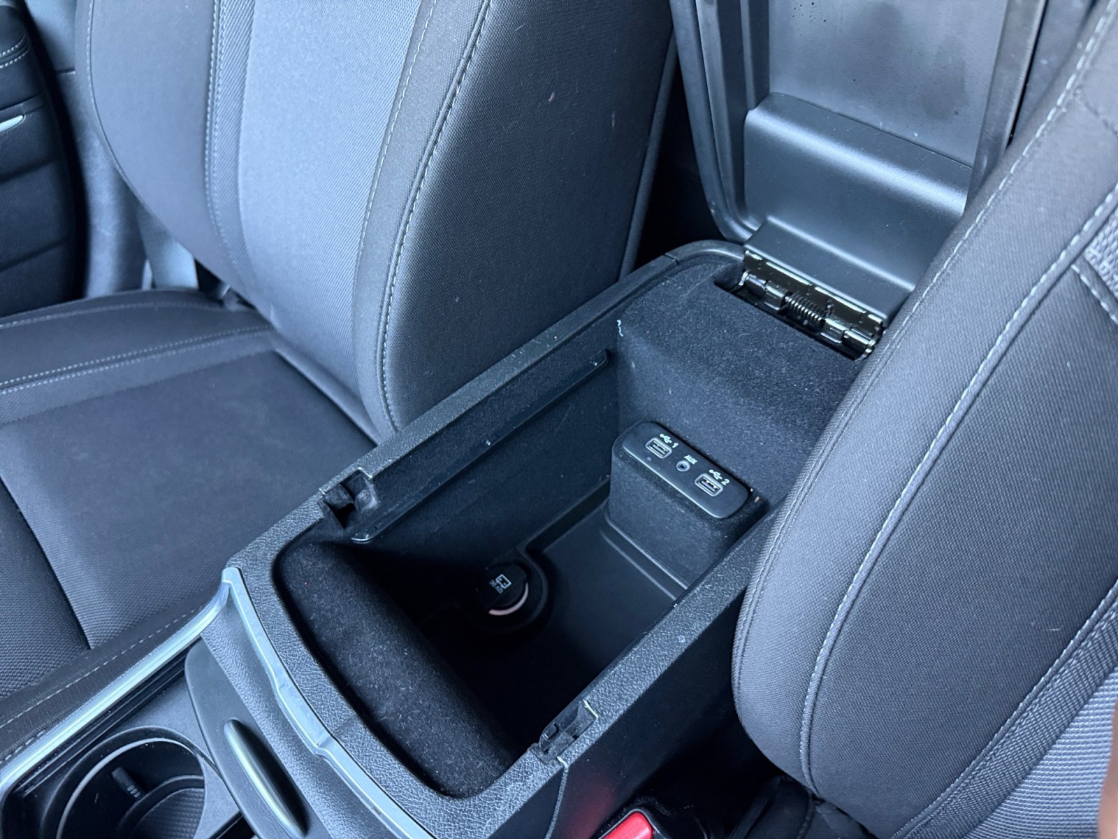 Used 2022 Dodge Charger SXT image 23