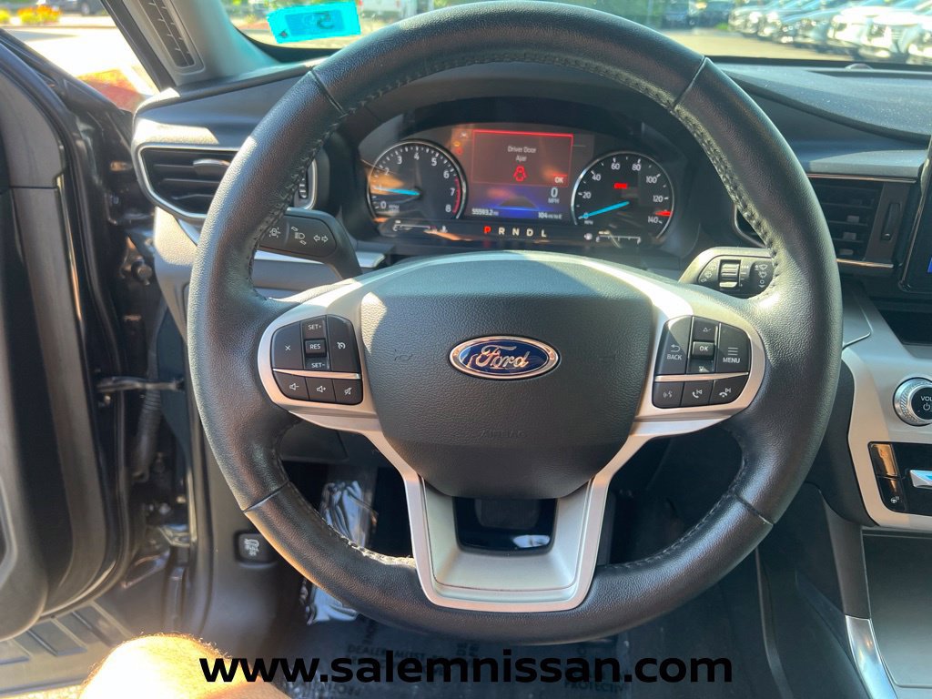 Used 2022 Ford Explorer XLT w/ Equipment Group 202A AWD/4WD image 13