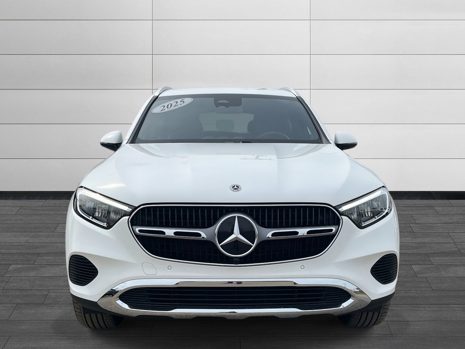 Certified 2025 Mercedes-Benz GLC 300 image 6
