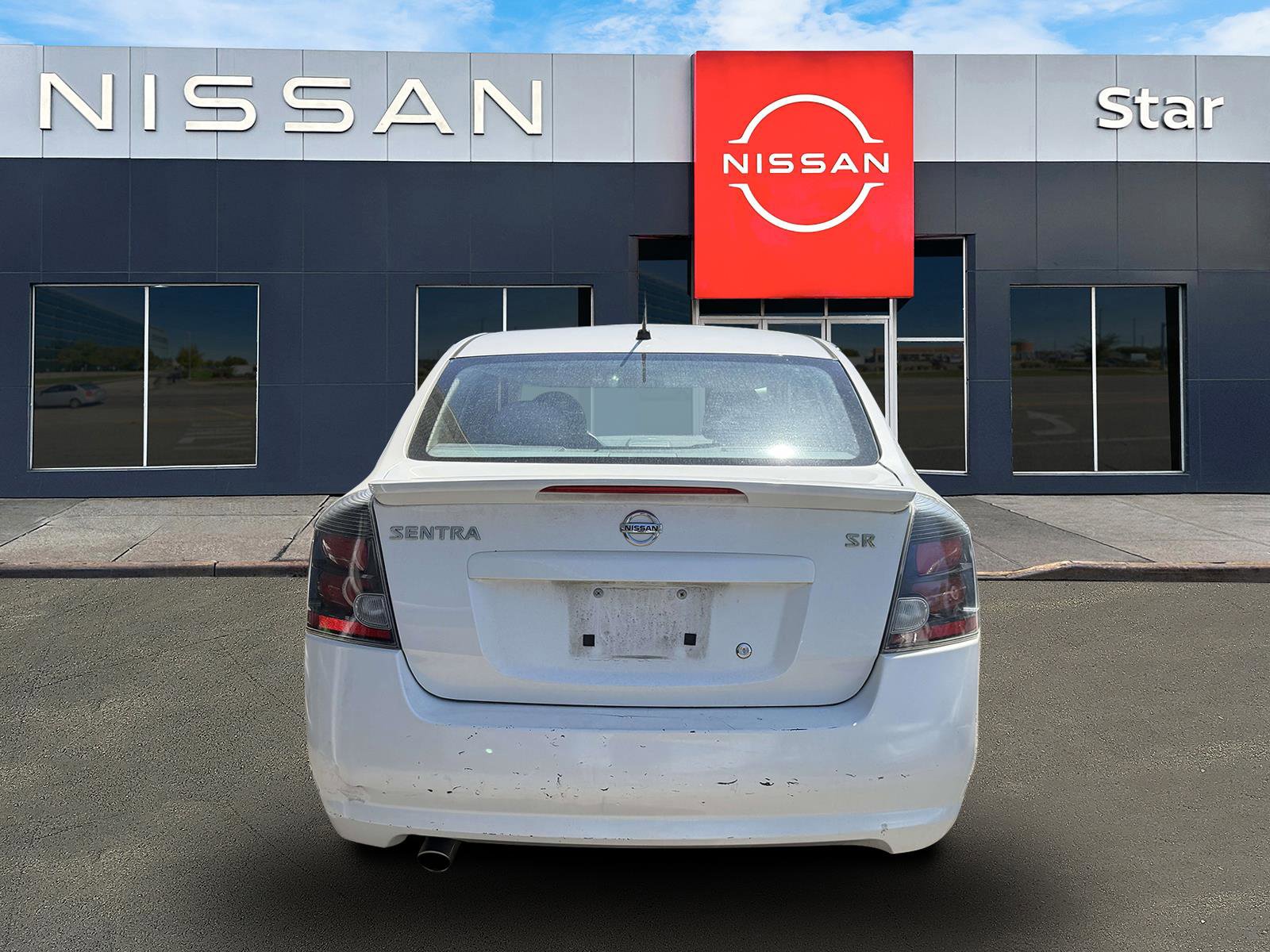 Used 2012 Nissan Sentra 2.0 SR FWD image 5