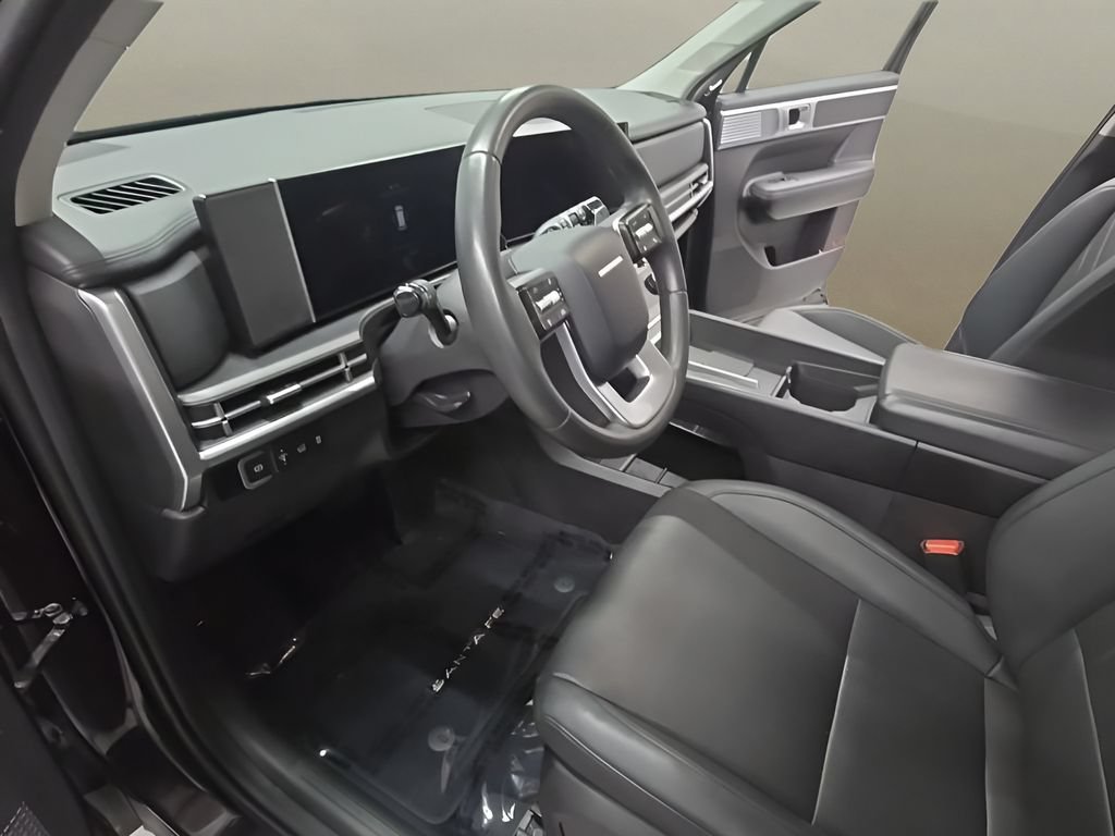 Used 2025 Hyundai Santa Fe SEL AWD/4WD image 14