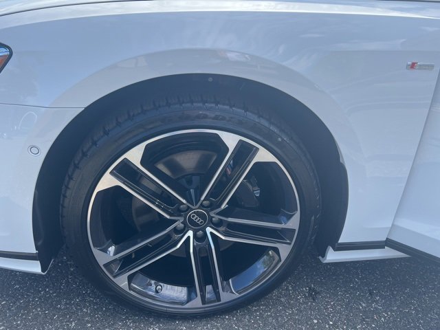 New 2025 Audi A8 L 3.0T image 15