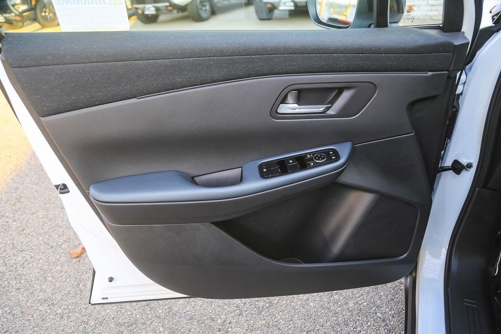 New 2026 Nissan Leaf SV+ image 21