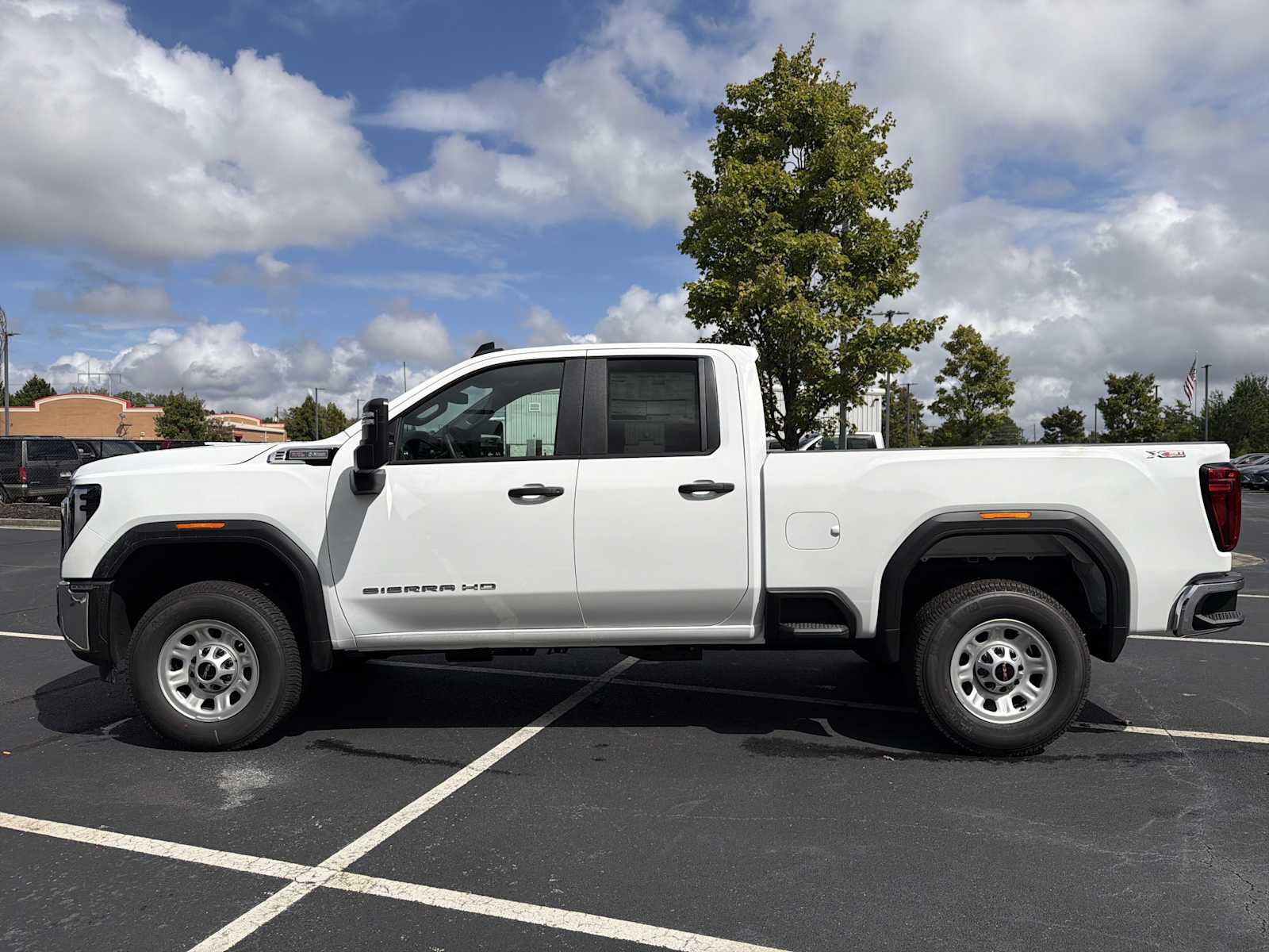 New 2026 GMC Sierra 2500 Pro w/ 1SA Pro Safety Plus Package AWD/4WD image 18