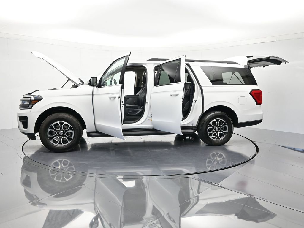 Used 2024 Ford Expedition Max XLT AWD/4WD image 47