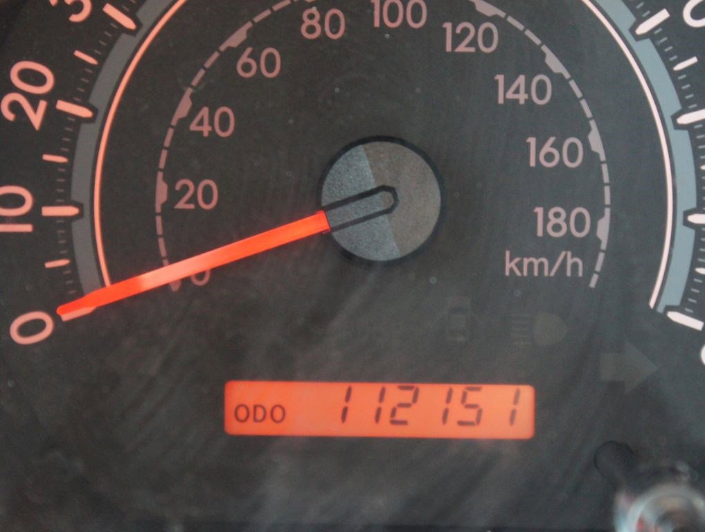 Used 2017 Toyota Sequoia SR5 w/ Sport Appearance Package AWD/4WD image 4