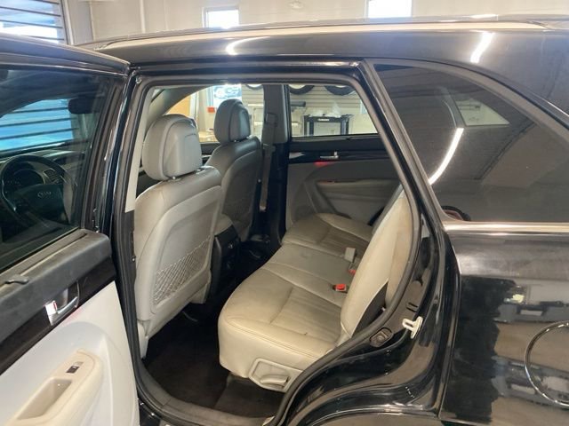 Used 2014 Kia Sorento SX w/ 3rd Row Package AWD/4WD image 27