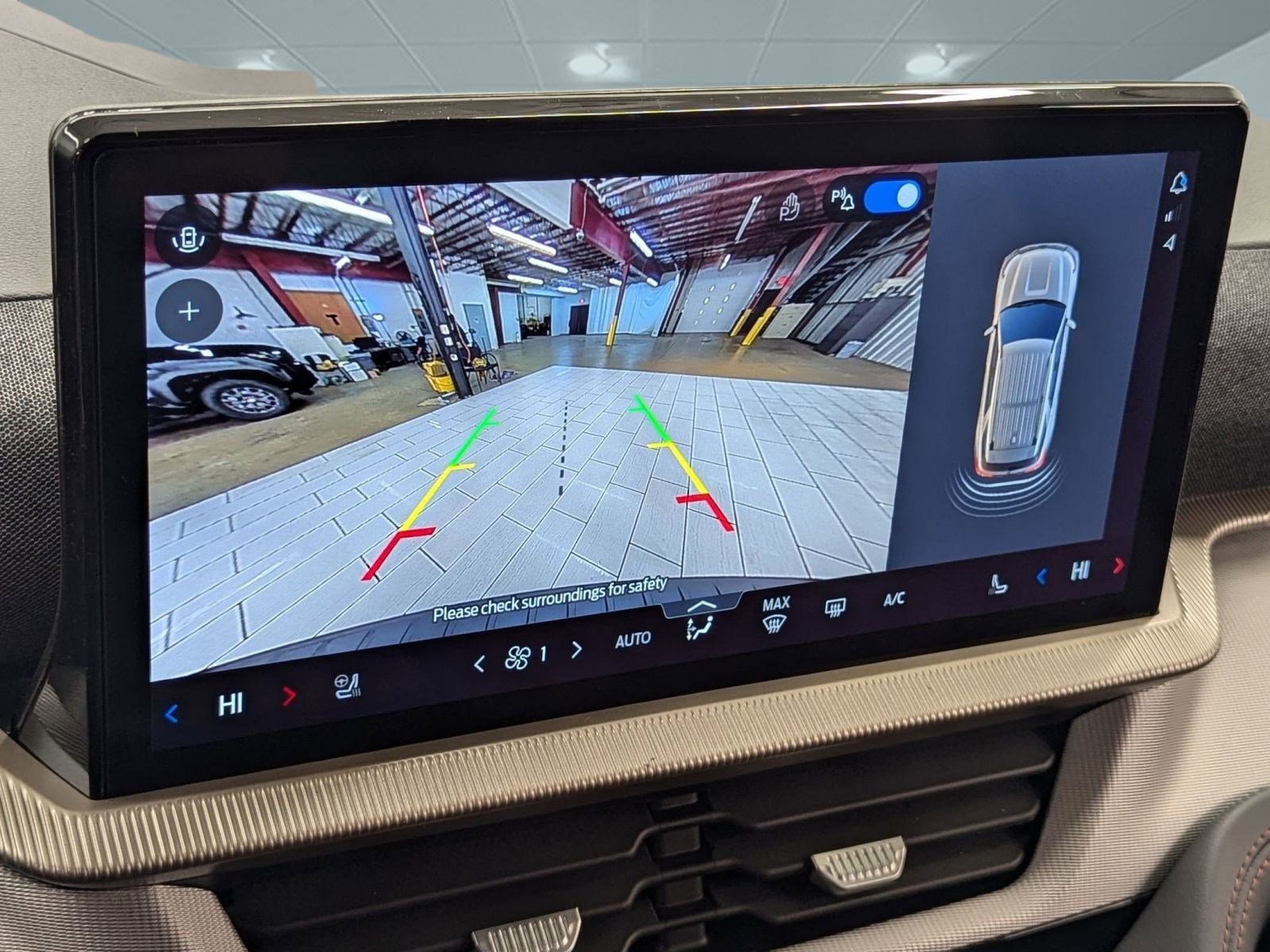 New 2026 Ford Explorer Active w/ Active Comfort Package image 30
