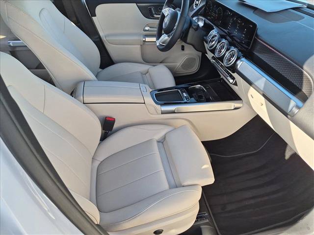 Used 2025 Mercedes-Benz GLB 250 image 20