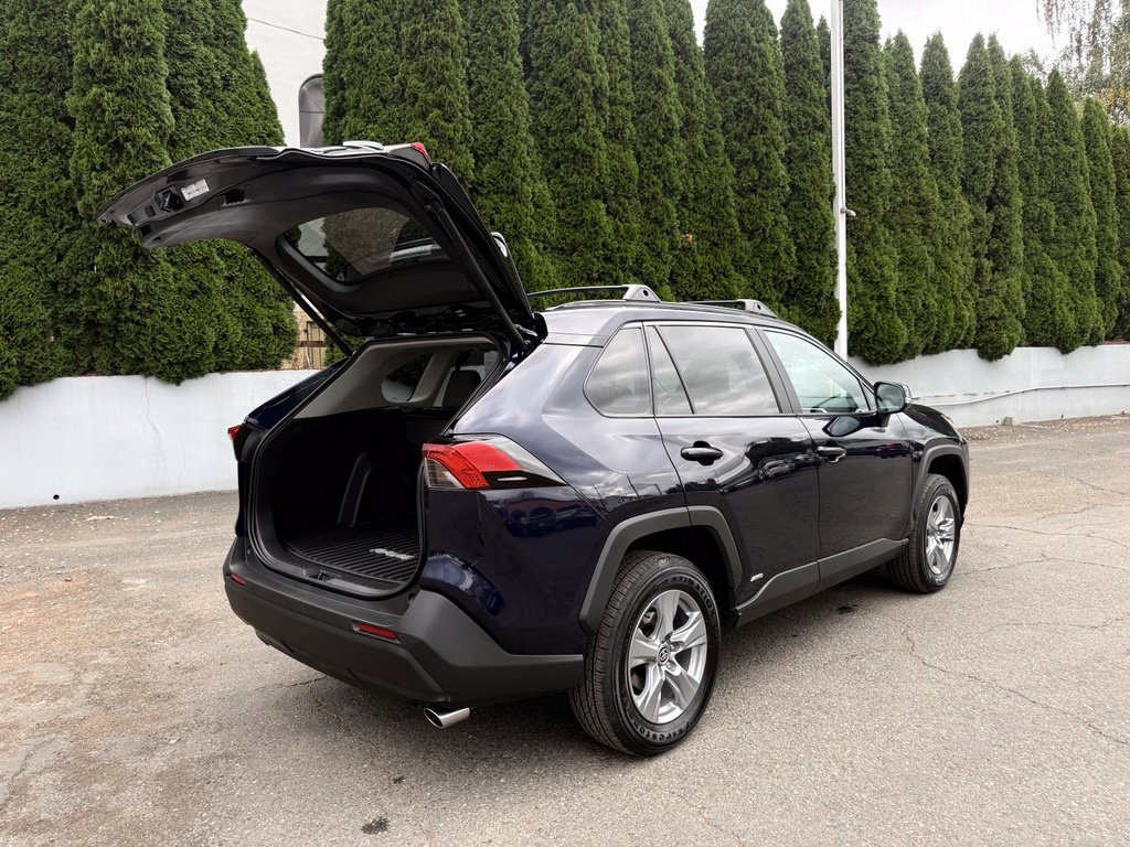 Certified 2025 Toyota RAV4 XLE w/ Convenience Package AWD/4WD image 10