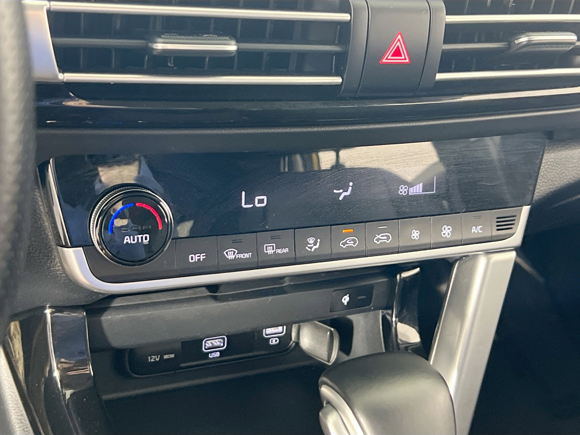 Used 2022 Kia Seltos SX w/ Sunroof Package AWD/4WD image 16