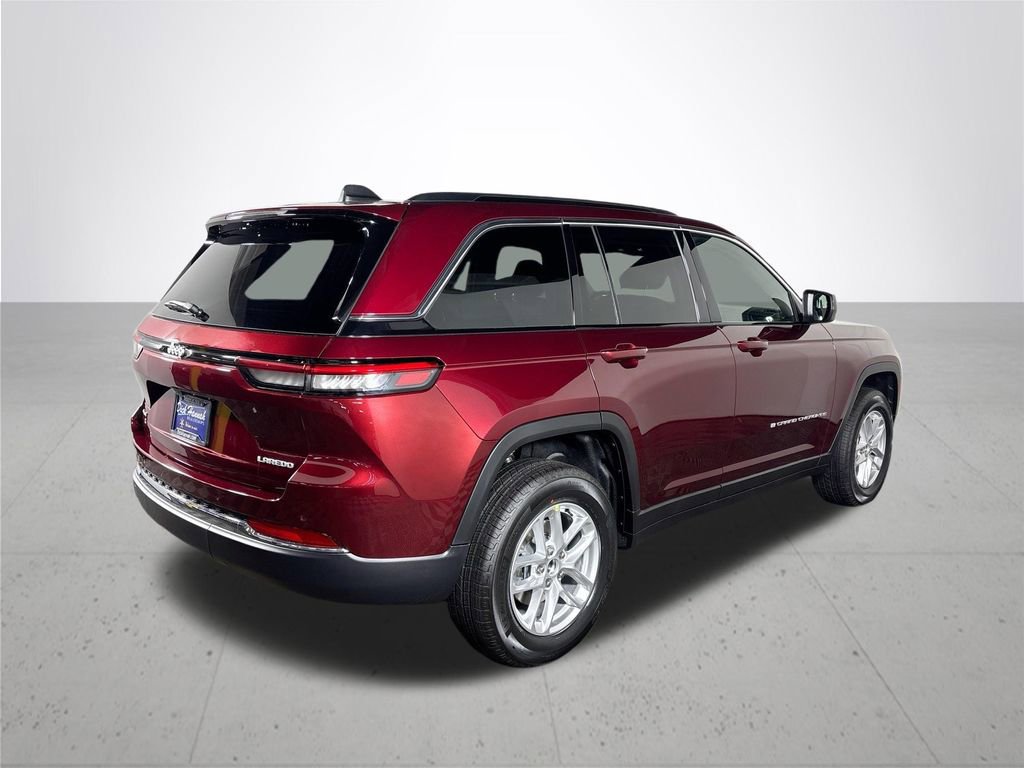 New 2026 Jeep Grand Cherokee Laredo AWD/4WD image 6