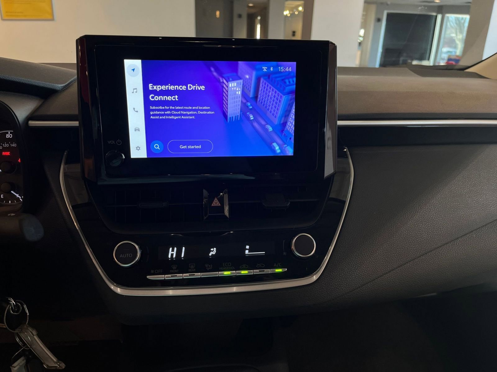 Used 2025 Toyota Corolla LE image 17