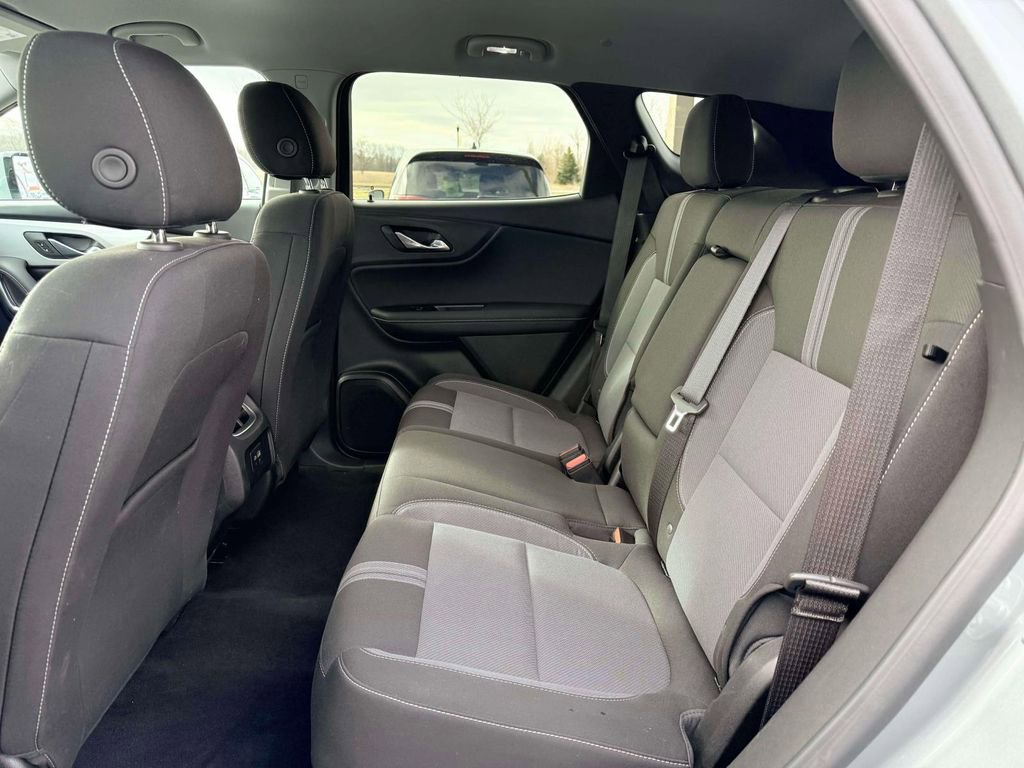 Used 2025 Chevrolet Blazer LT image 10