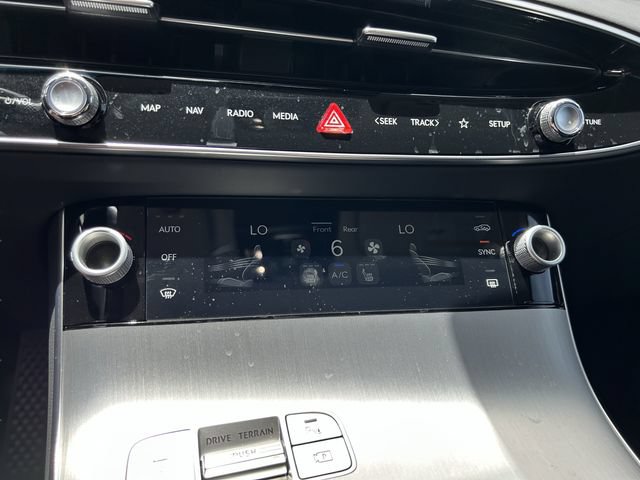 New 2026 Genesis GV70 2.5T Select AWD/4WD image 29