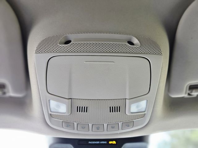 Used 2024 Ford Expedition Max XLT image 27