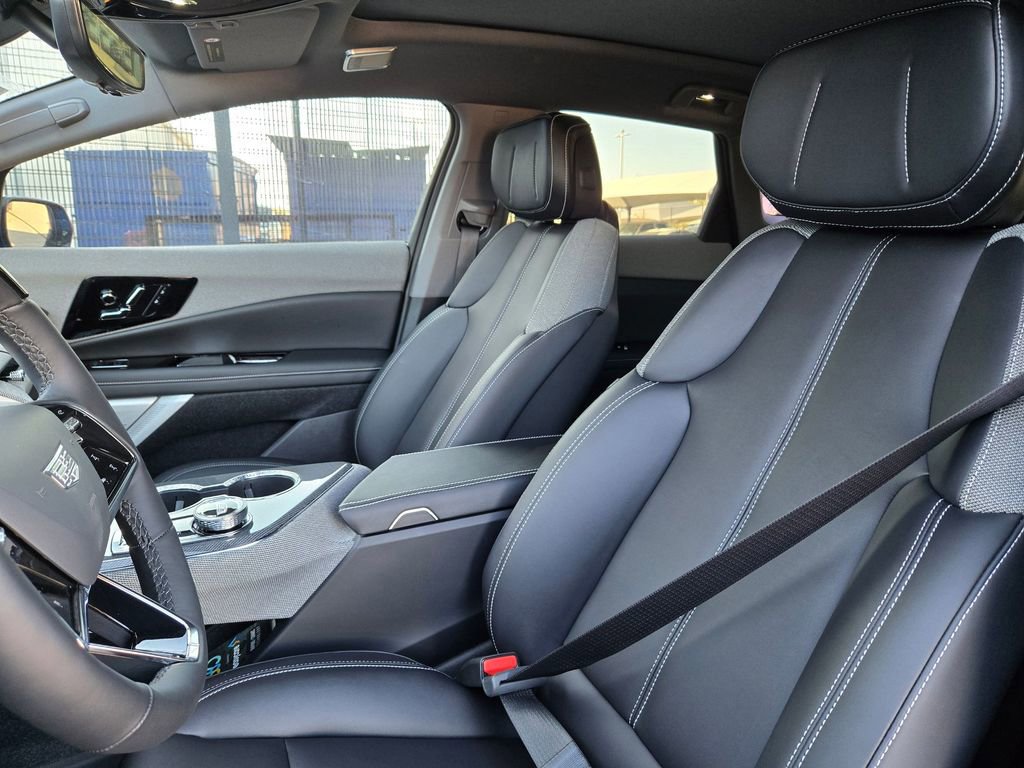 New 2026 Cadillac Optiq Luxury 1 w/ LPO, Floor Liner Package image 27