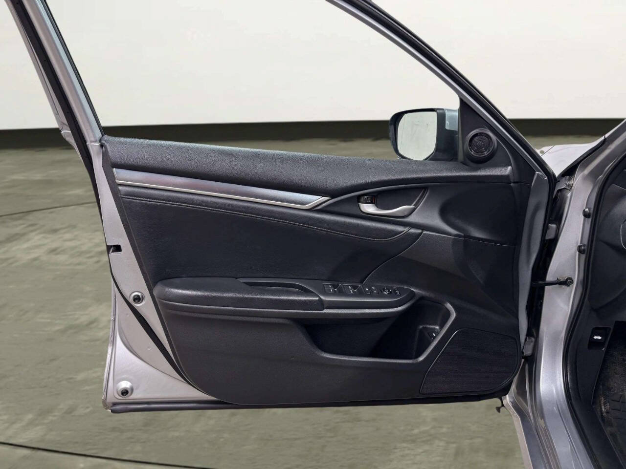 Used 2016 Honda Civic EX-L image 12