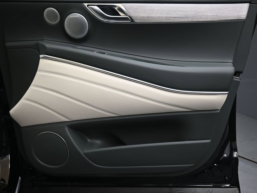 New 2026 Genesis GV80 2.5T Advanced image 11