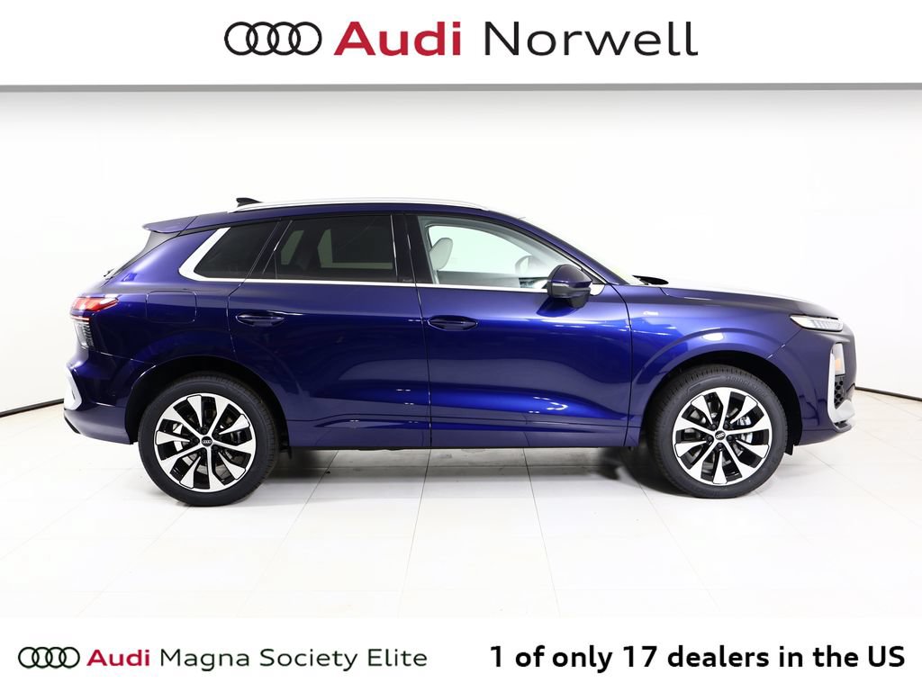 New 2026 Audi Q3 quattro 2.0T AWD/4WD image 16