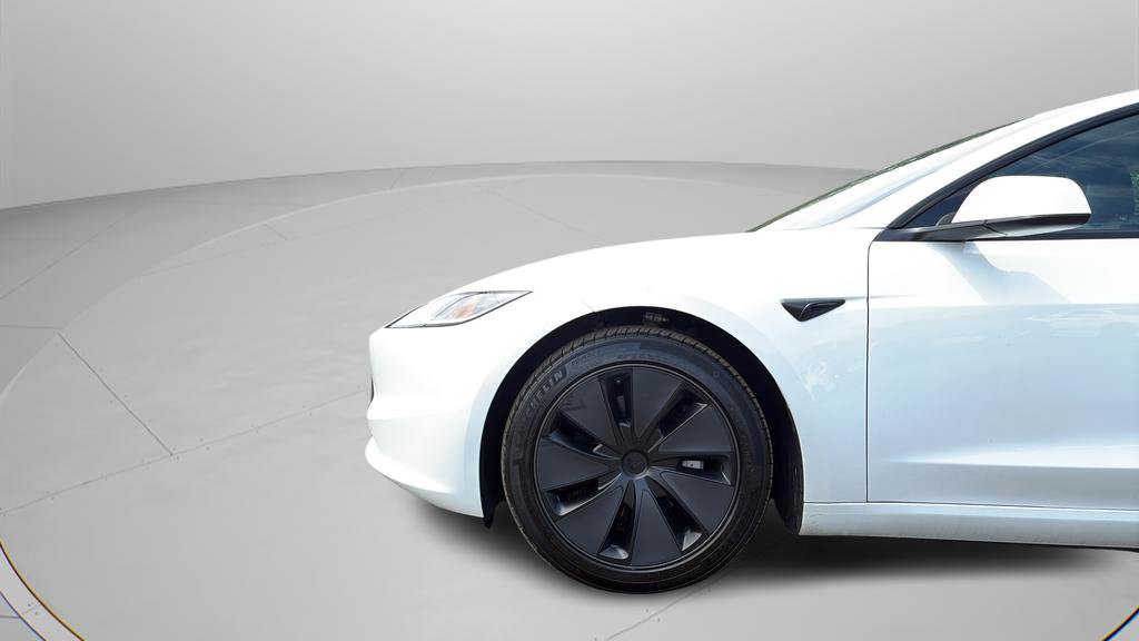Used 2024 Tesla Model 3 Long Range AWD/4WD image 27